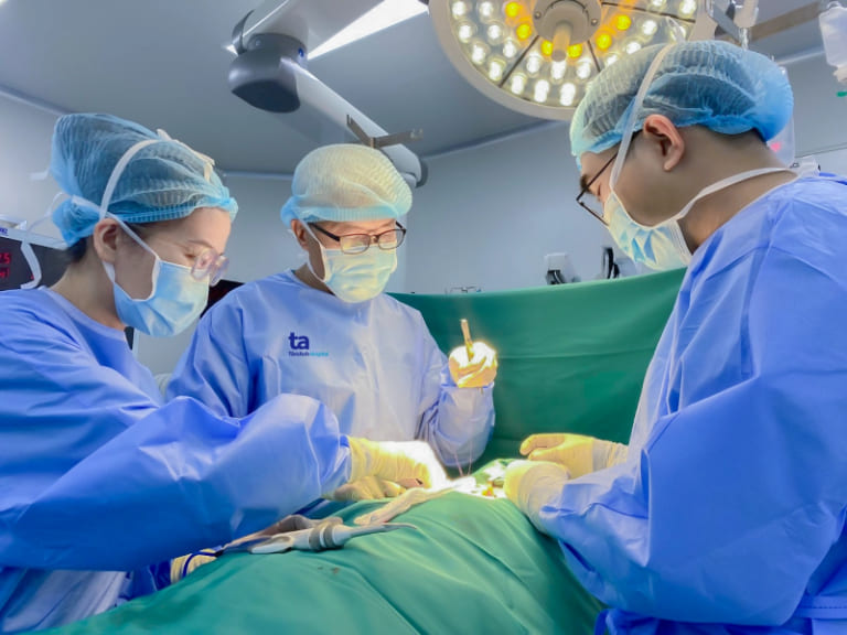 u tuyến giáp ác tính có chữa được không