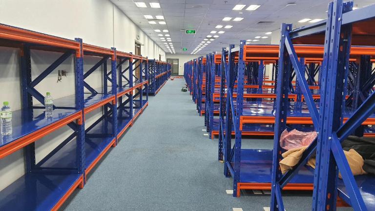 Giới thiệu kệ trung tải 3 tầng cho kho TMĐT