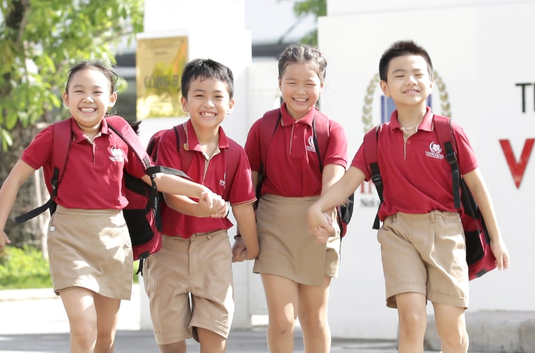 may đồng phục học sinh